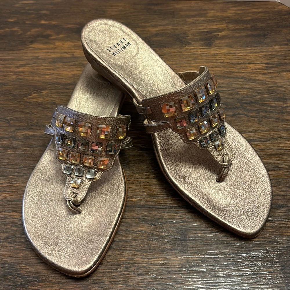 Stuart Weitzman gold demi-wedge thong sandal 9.5N